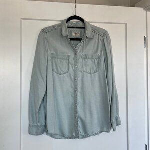 Express long sleeve Boyfriend Portofino Shirt. Light blue/light chambray color.